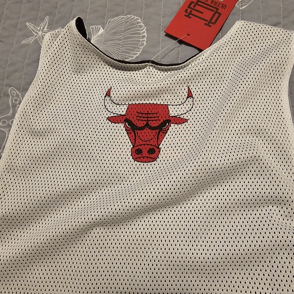 Chicago Bulls jersey - Picture 4 of 6